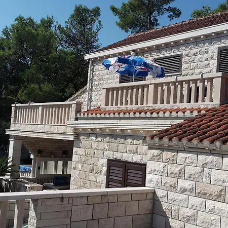 Bed & Breakfast Beachfront House Pope