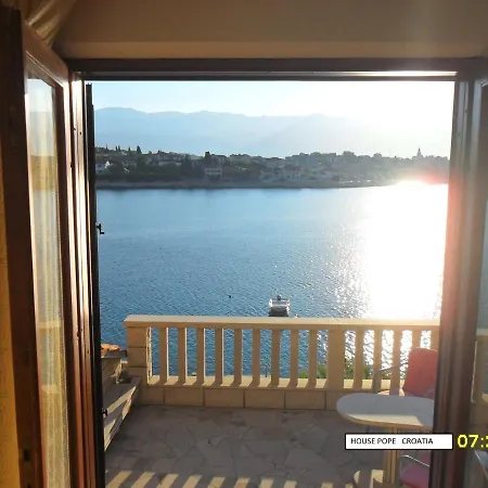 Beachfront House Pope Bed & Breakfast Selca (Brac)