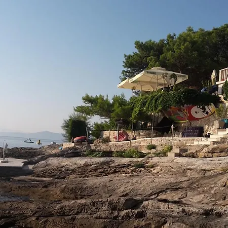 Bed & Breakfast Beachfront House Pope Selca (Brac)