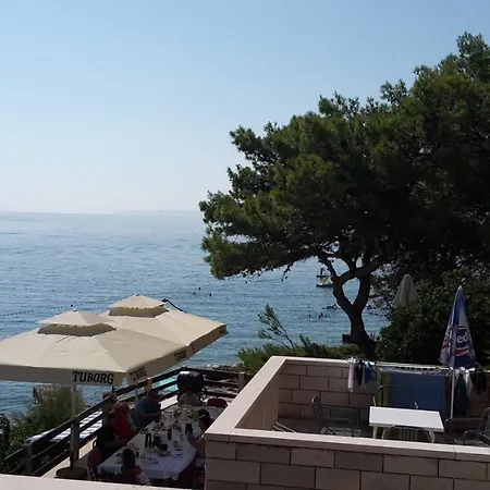 Bed & Breakfast Beachfront House Pope *
