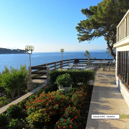 Bed & Breakfast Beachfront House Pope Selca (Brac)